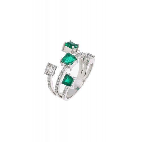 Natural Emerald Ring with Diamond in 18k Gold