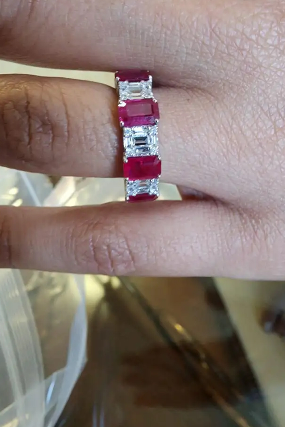 Natural Diamond 1.15cts & Ruby 6.67cts in 18k Gold 2.92gms Ring