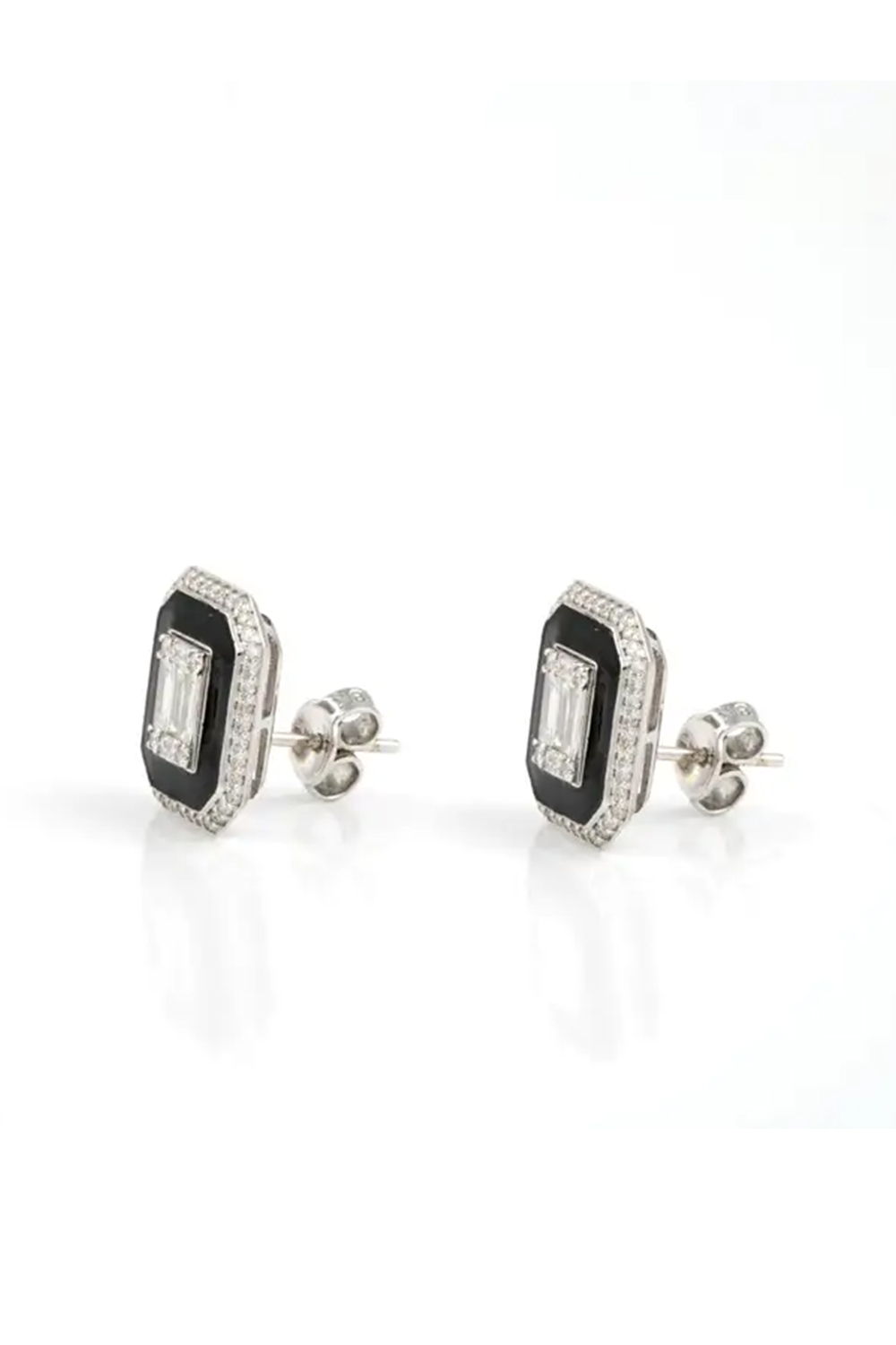 Natural Diamond 1.02cts in 18k Gold 6.036gms Earring