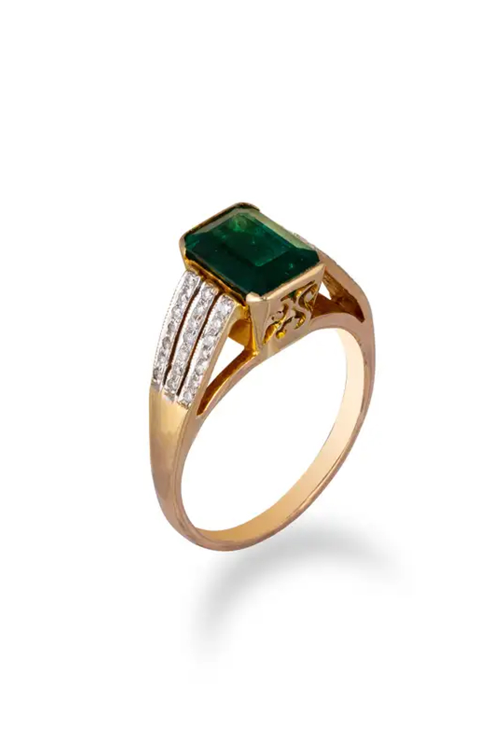 0.15cts Diamond & 2.25cts Emerald gold Ring