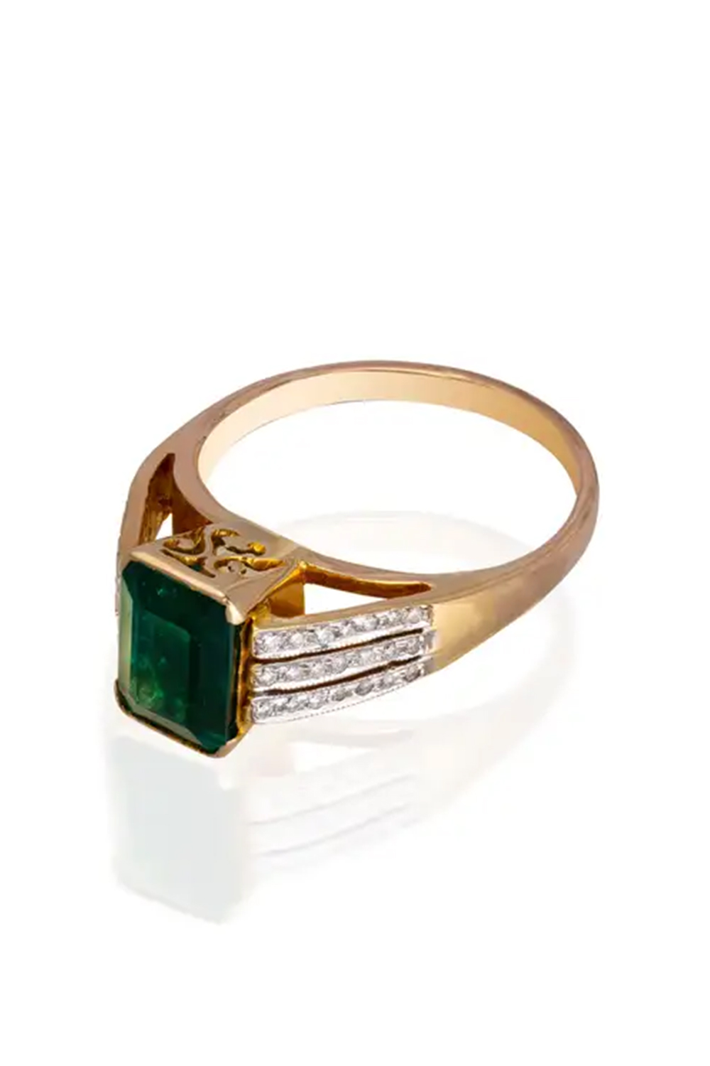 0.15cts Diamond & 2.25cts Emerald gold Ring