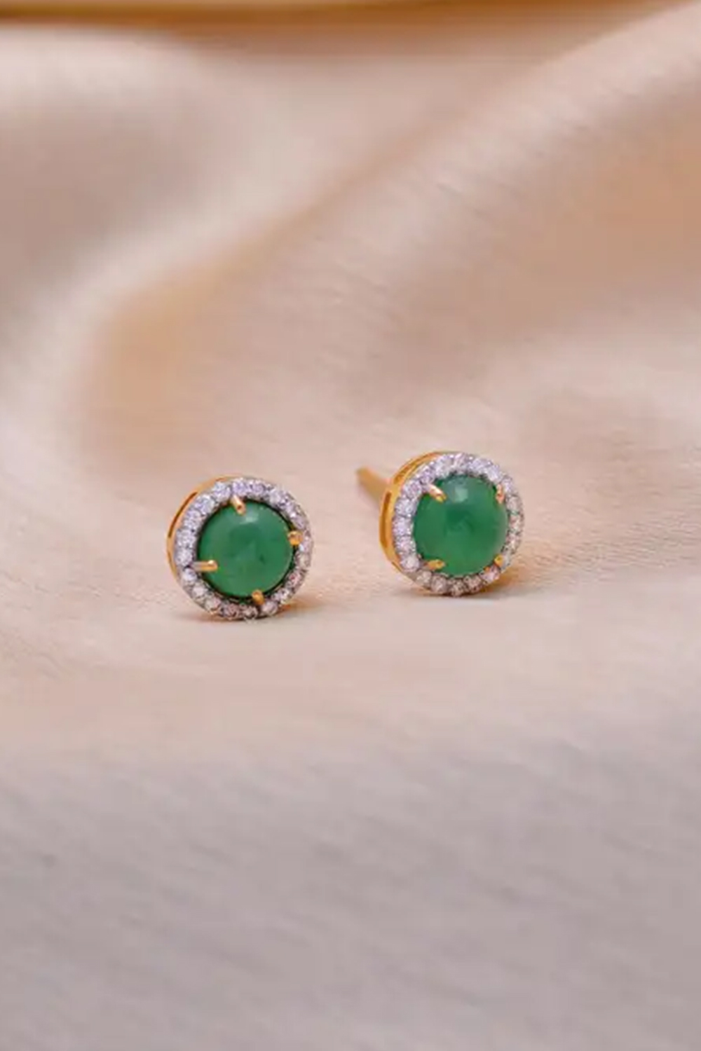 Emerald Stud Earrings with Diamond in 14k Gold