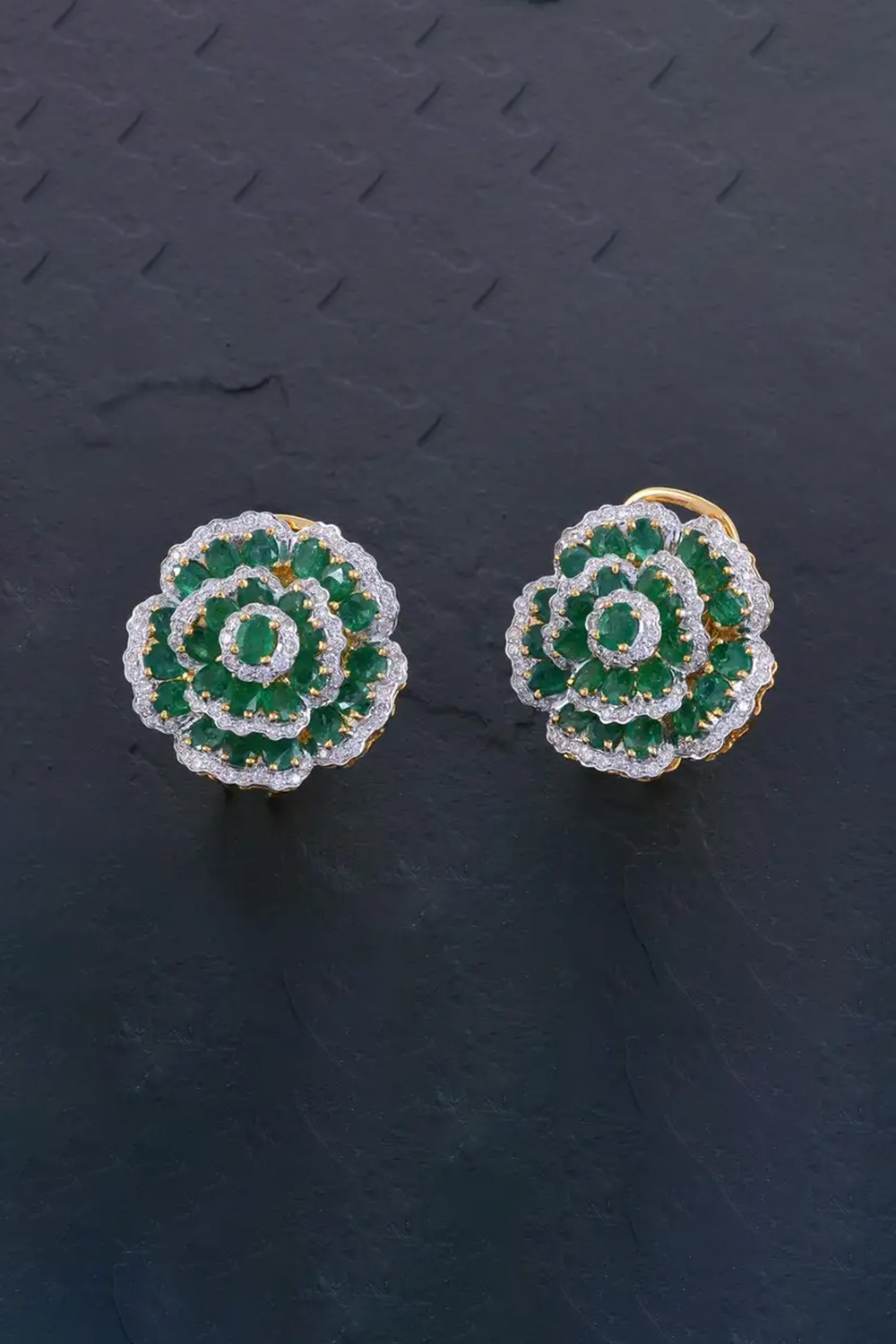 Emerald Stud Earrings with Diamond in 18K Gold