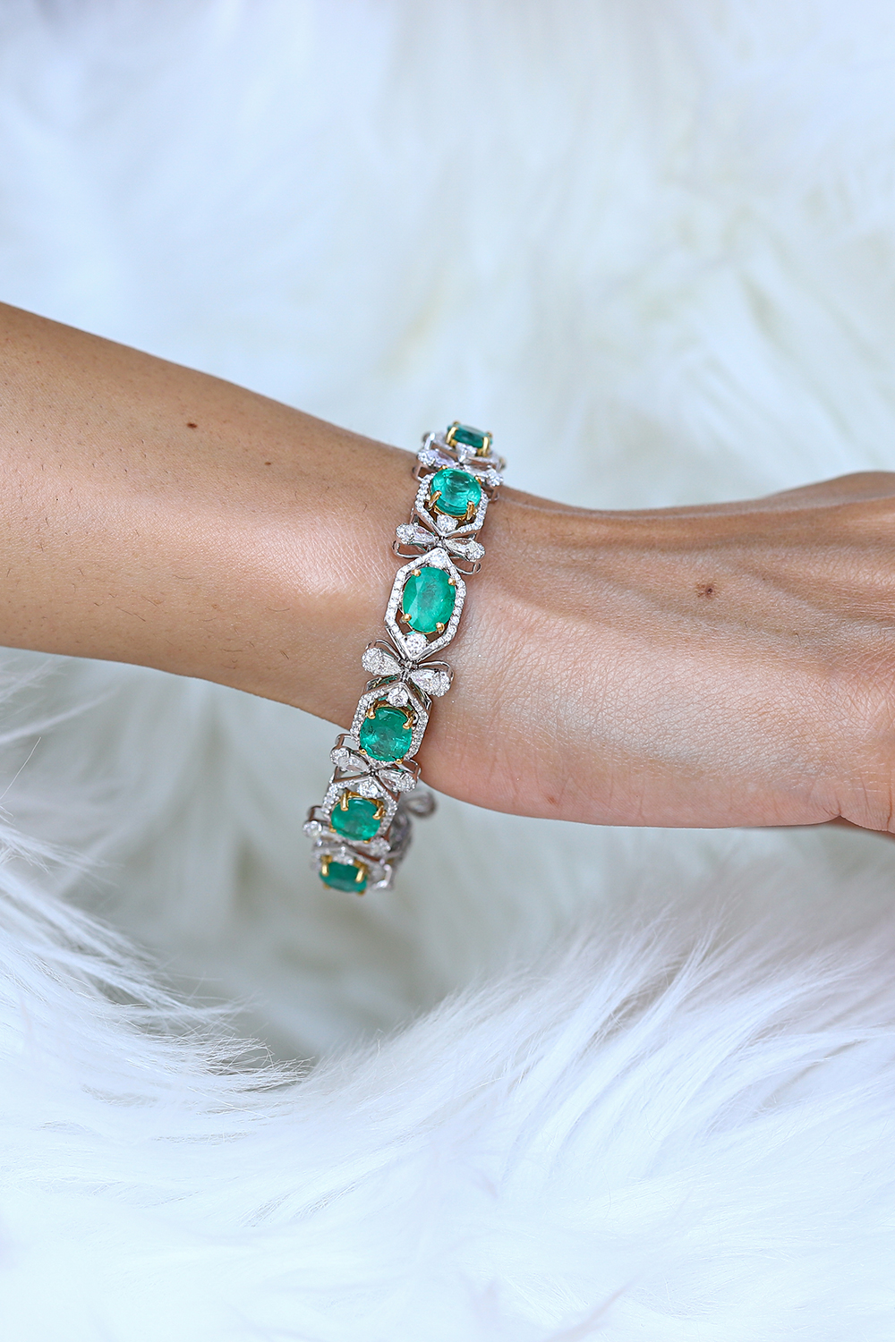 Natural Zambian Emerald Bracelet with Diamond and 18k Gold