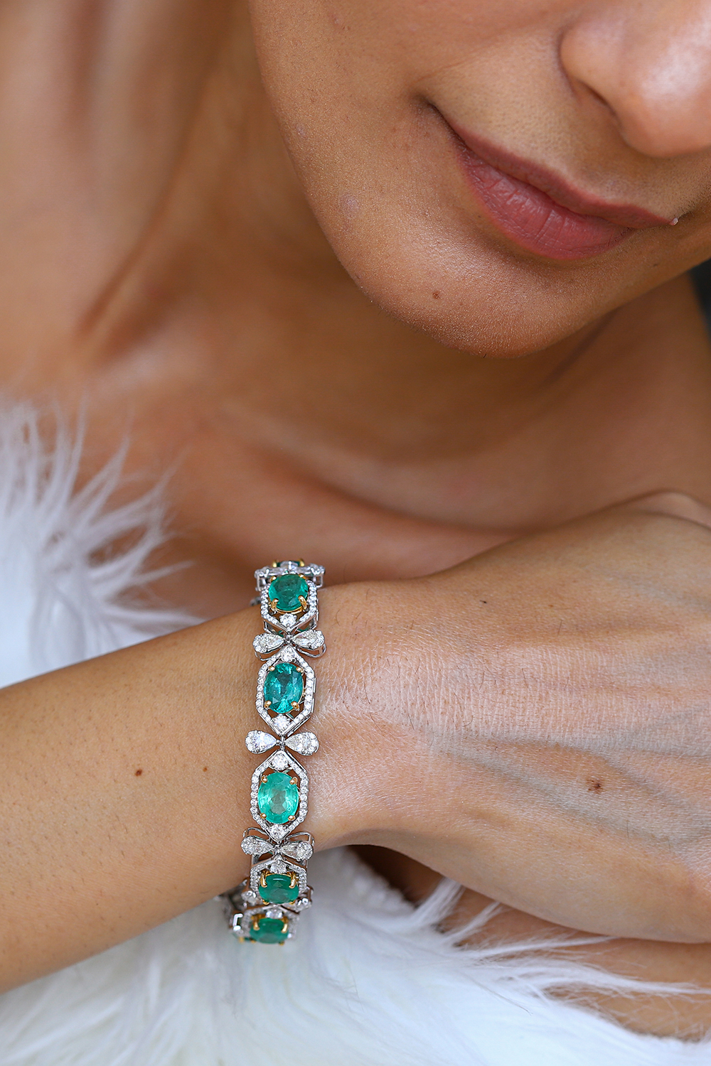 Natural Zambian Emerald Bracelet with Diamond and 18k Gold