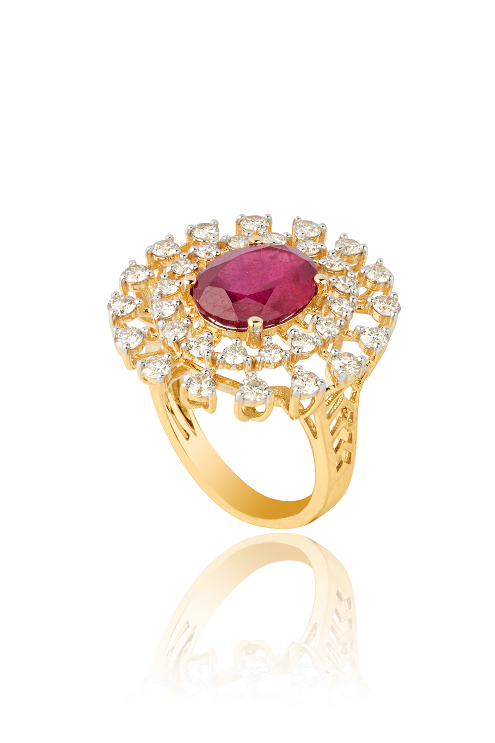 Natural ruby ring with diamond in 18k gold