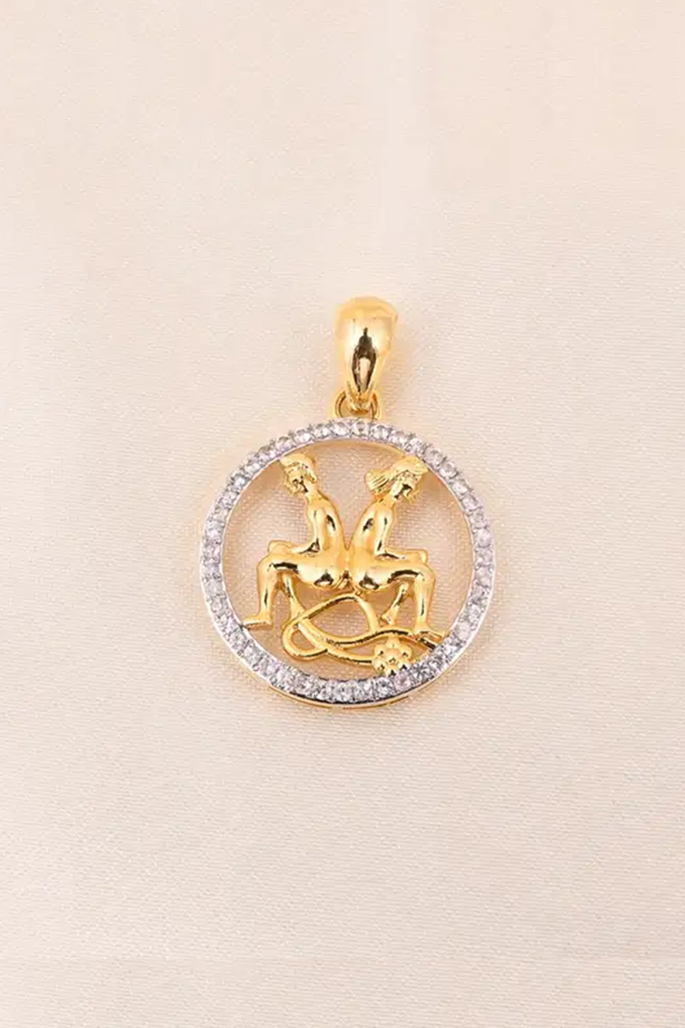 Natural White sapphire Pendant in 14k gold