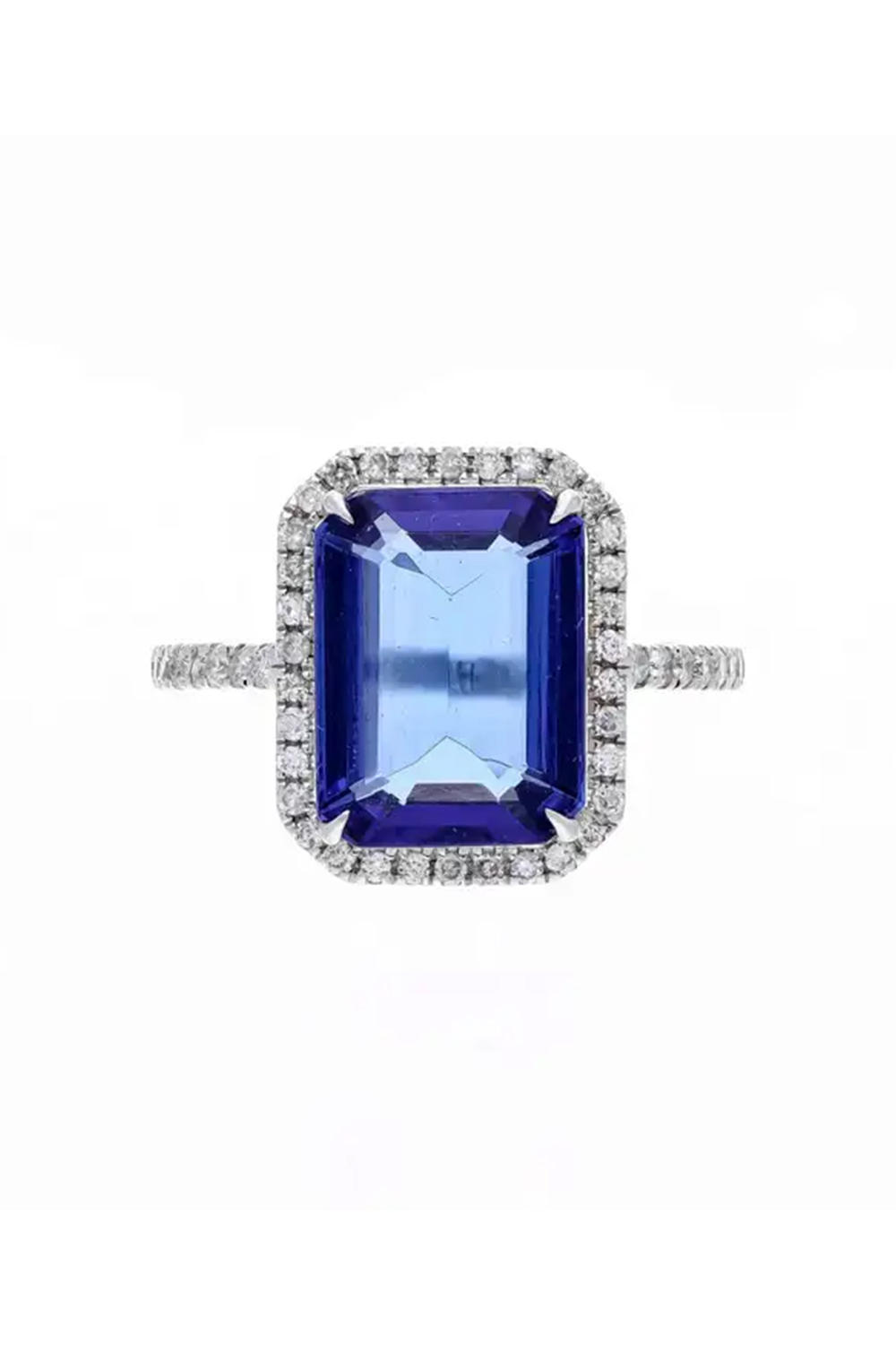 Natural tanzanite and natural diamond ring in 18k gold