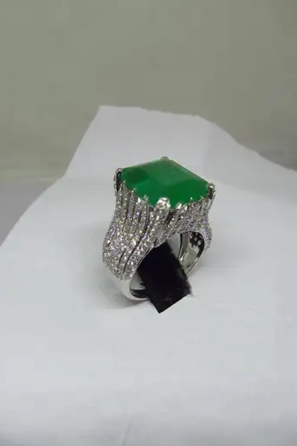 Natural Zambian emerald ring with diamond and 14k gold