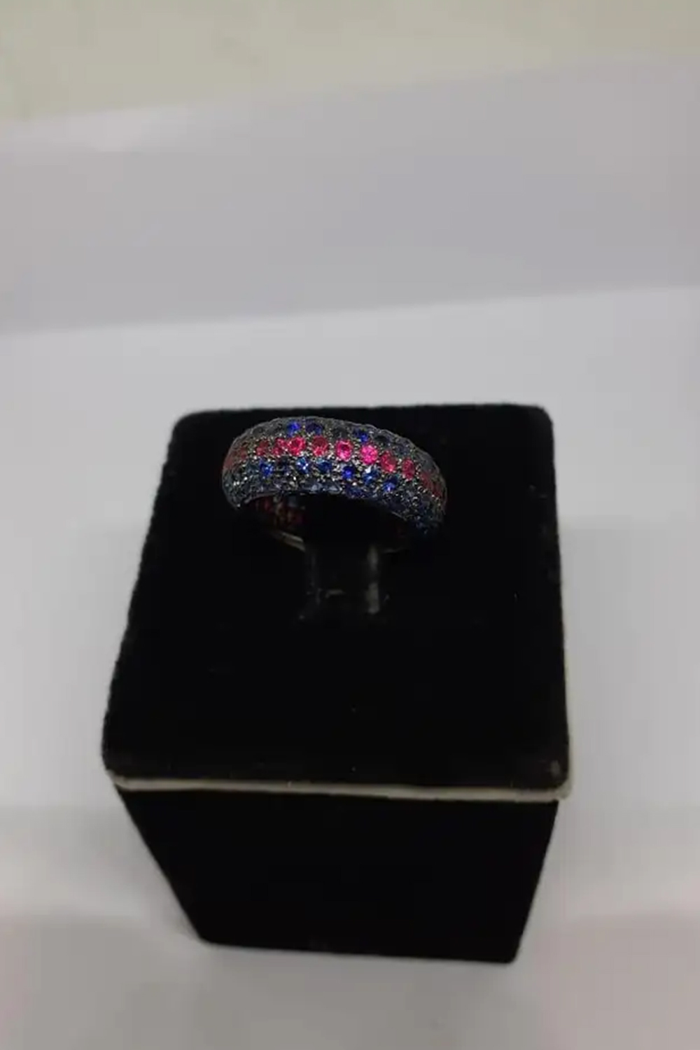 Natural Multi Sapphire Ring 1.57 Carats with 18k Gold