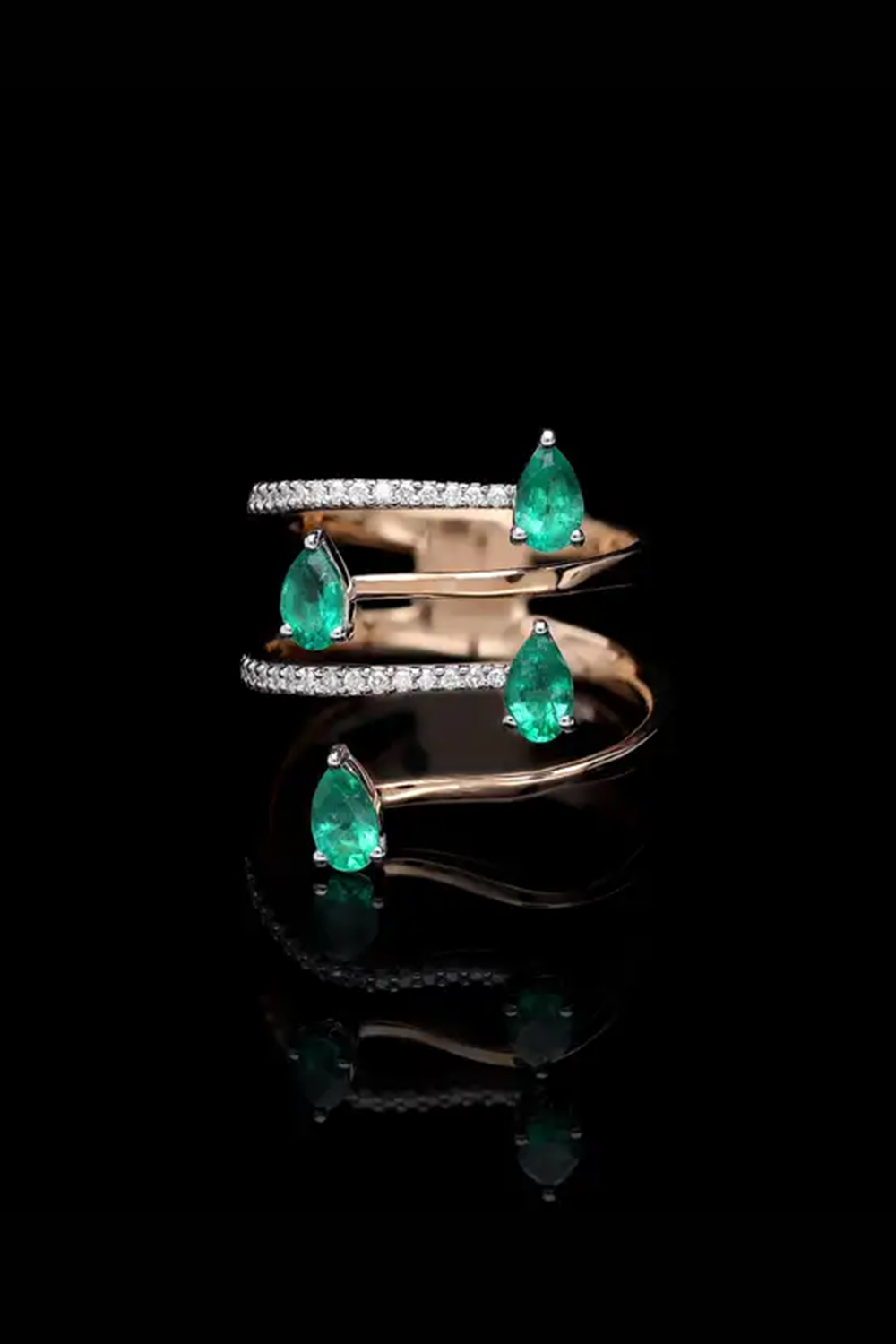 Natural emerald Ring with diamond 0.80 cts in 18k gold