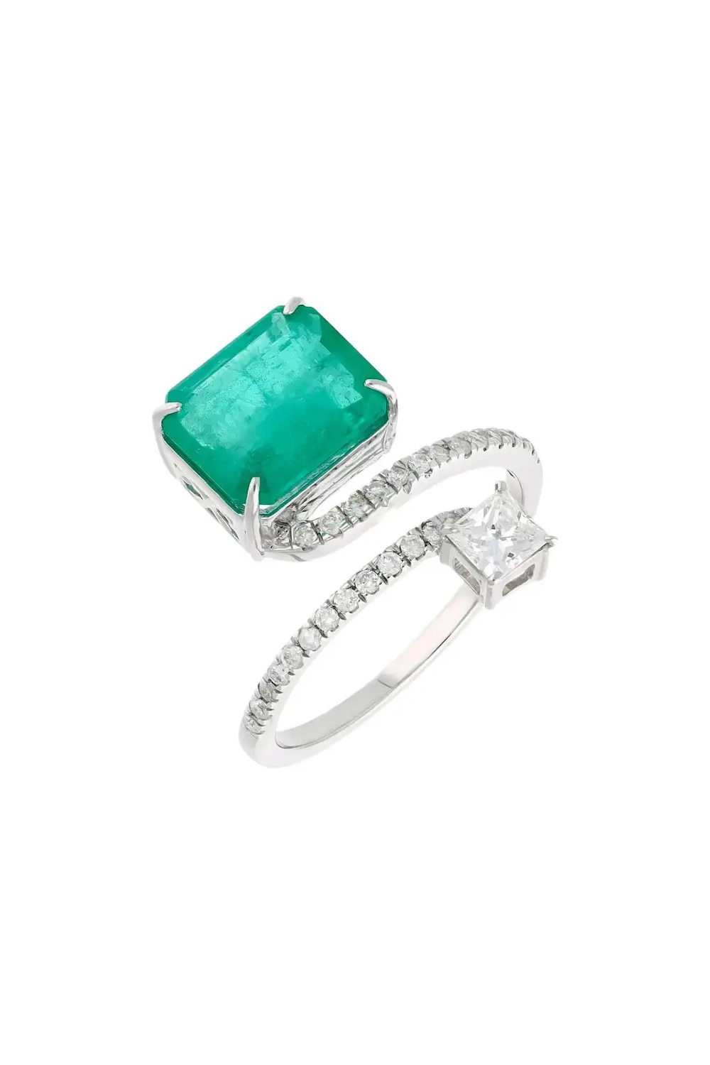 Natural zambian emerald ring with diamond 0.49 cts in 18k gold