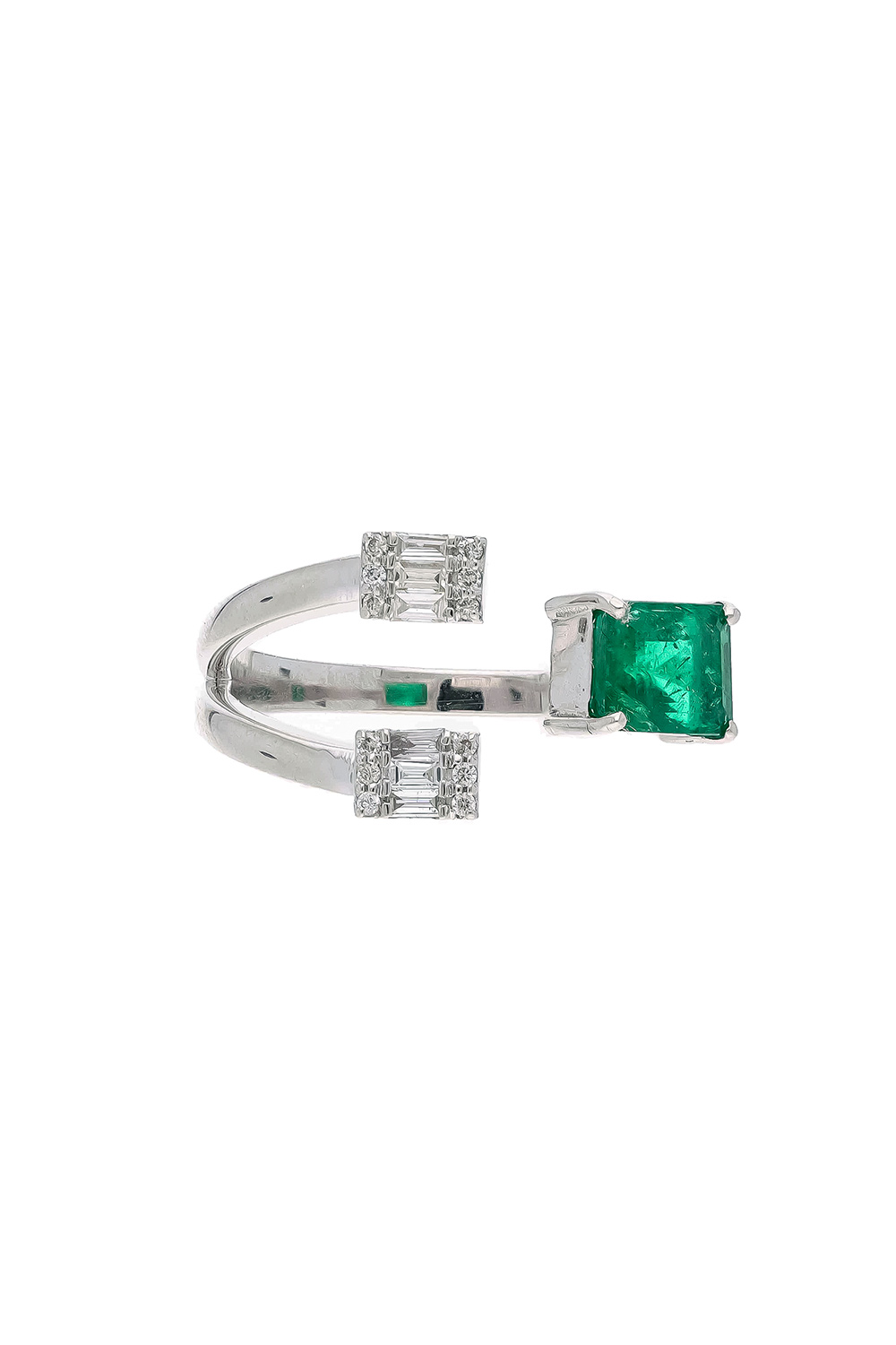 Natural Emerald Ring with Diamond in 18k Gold